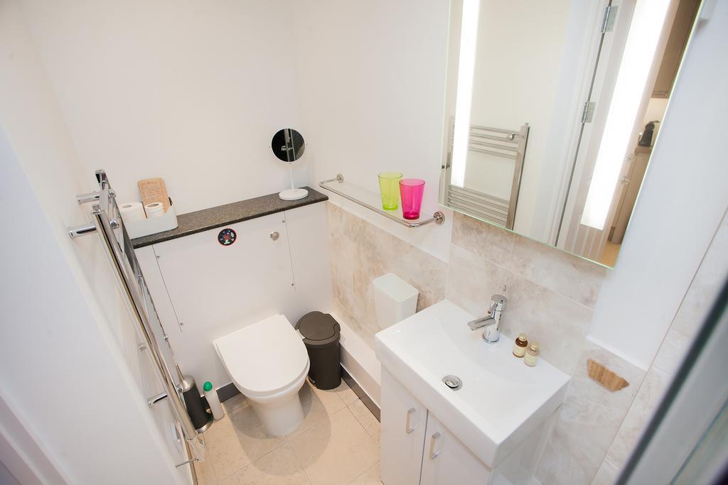 The Design Studio Bath Luaran gambar