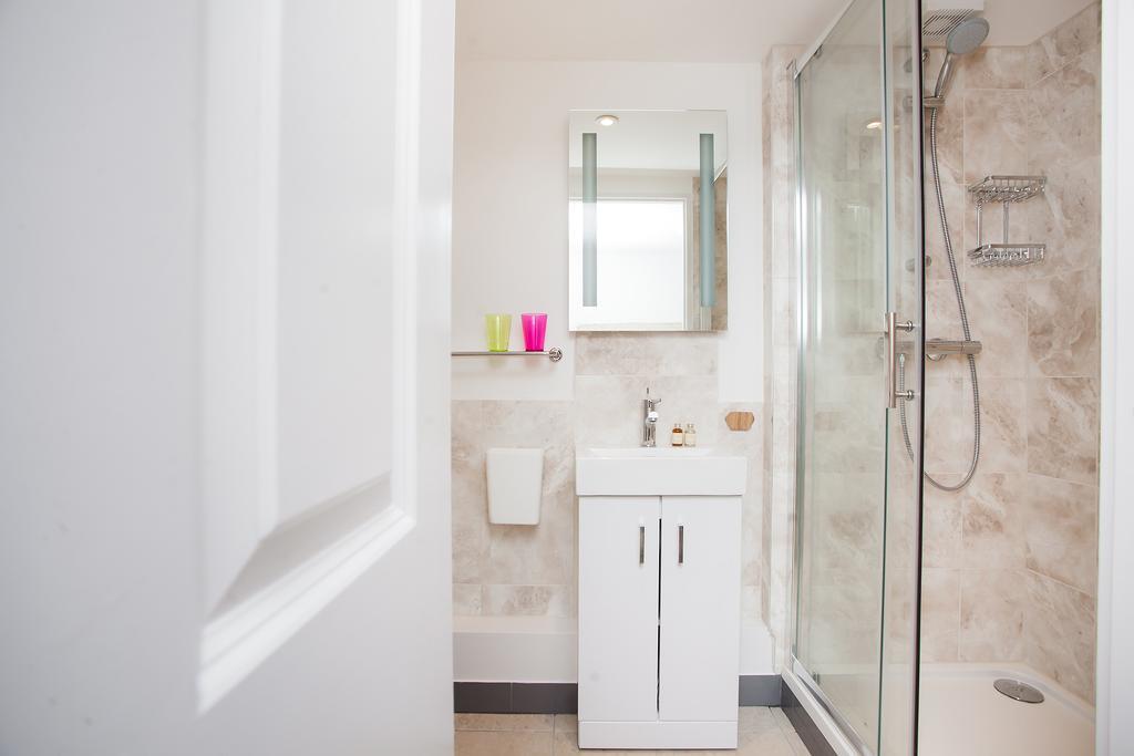 The Design Studio Bath Luaran gambar