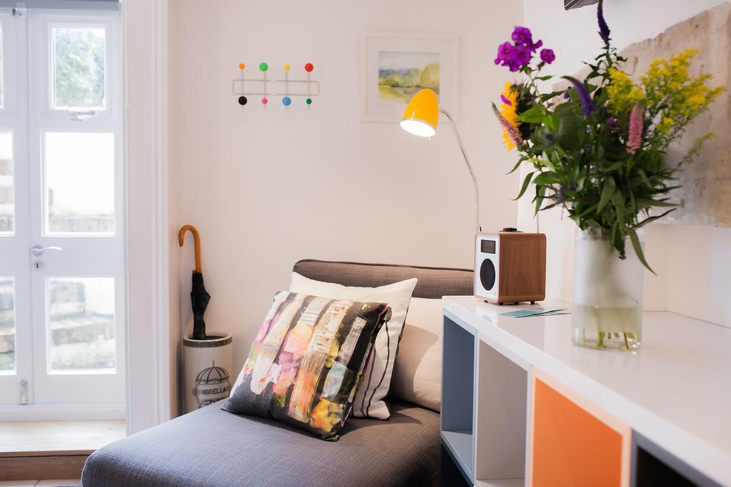 The Design Studio Bath Luaran gambar